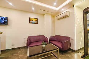 Fabhotel Royal Residency I