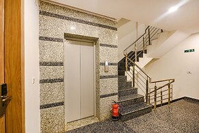 Fabhotel Royal Residency I