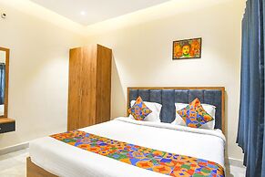 Fabhotel Prime The Golden Plaza