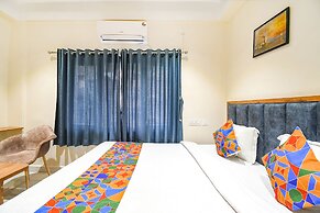 Fabhotel Prime The Golden Plaza