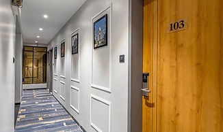 Fabhotel Prime Opulence