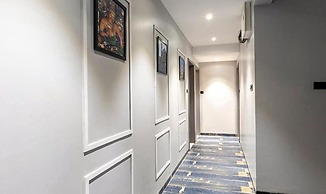 Fabhotel Prime Opulence