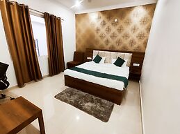 Hotel JVS Palace