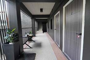 RQ Bangkok Huai Khwang by Collection O