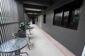 RQ Bangkok Huai Khwang by Collection O