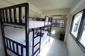 RQ Bangkok Huai Khwang by Collection O