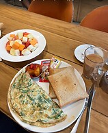 Hotel Cottage Yes Please -walking from New Delhi Railway Station
