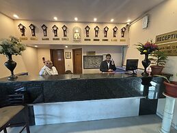 Hotel Maya International