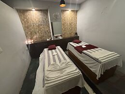 Hotel Maya International