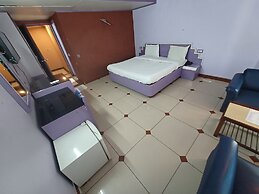 Hotel Maya International