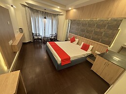 Hotel Maya International