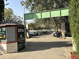 Hotel Maya International