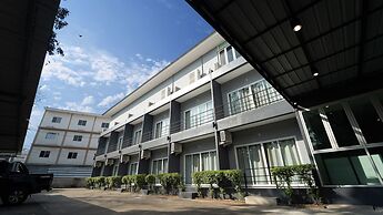 B2 Nakhon Sawan Boutique & Budget Hotel