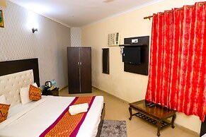 Hotel Global Inn by Quality Inn