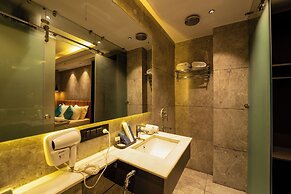 SKI Hotels And Resorts