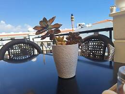 Paramount Gardens Resorts D204