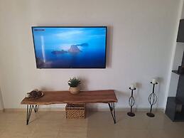 Paramount Gardens Resorts D204