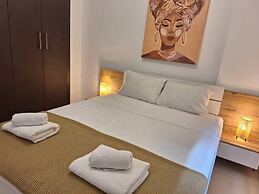 Paramount Gardens Resorts D204
