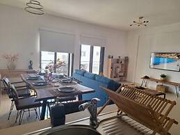 Paramount Gardens Resorts D204