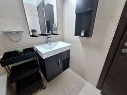 Paramount Gardens Resorts D204