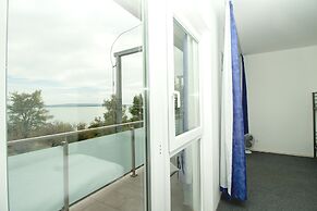 Beach Szálló Révfülöp