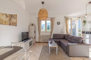 Pianello Charming Lake View