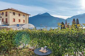 Pianello Charming Lake View