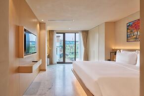 The Five Suites Lilas