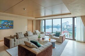 The Five Suites Lilas