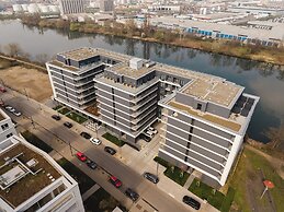 Rioca Hafeninsel Posto 8