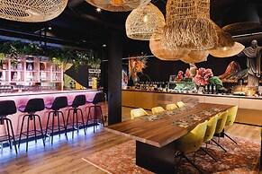 Rioca Hafeninsel Posto 8