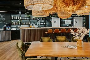 Rioca Hafeninsel Posto 8