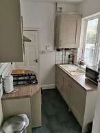 Charming 3-bed Cottage in Birmingham