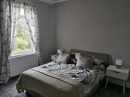 Charming 3-bed Cottage in Birmingham