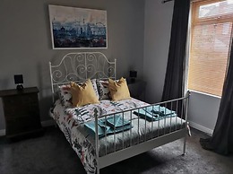 Charming 3-bed Cottage in Birmingham