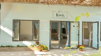 Kiwi's Homestay & Cafe