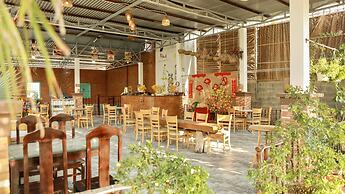 Kiwi's Homestay & Cafe