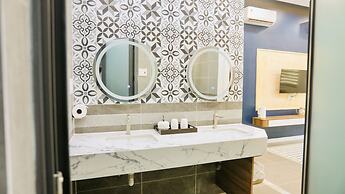 Kiwi's Homestay & Cafe