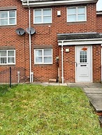 Home Sleeps5-netflix-parkg-near City Center/etihad