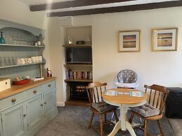 Charming 1-bed Cottage in Liskeard Cornwall