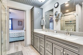 Waterfront Lake of the Ozarks Home w/ Private Dock