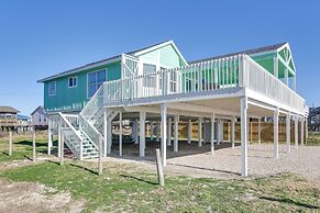 Bright Surfside Beach Home w/ Oceanfront Views!