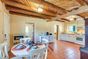 Near Hiking & Skiing: Mora Cottage w/ Mtn Views