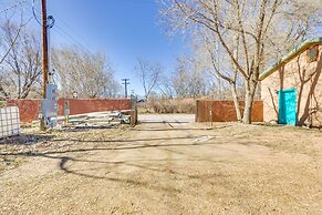 Near Hiking & Skiing: Mora Cottage w/ Mtn Views