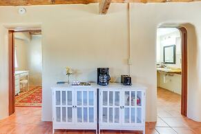 Near Hiking & Skiing: Mora Cottage w/ Mtn Views