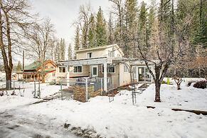 Pet-friendly Pinehurst Home: Hike, Bike & Ski!