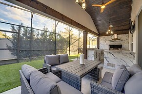 Family-friendly Home w/ Lanai ~ 6 Mi to Disney