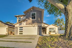 Family-friendly Home w/ Lanai ~ 6 Mi to Disney