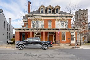 Historic Tiffin Home ~ Half Mi to University!