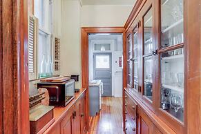 Historic Tiffin Home ~ Half Mi to University!